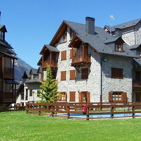 Apartamentos Nevados 24610 Бенаске Экстерьер фото